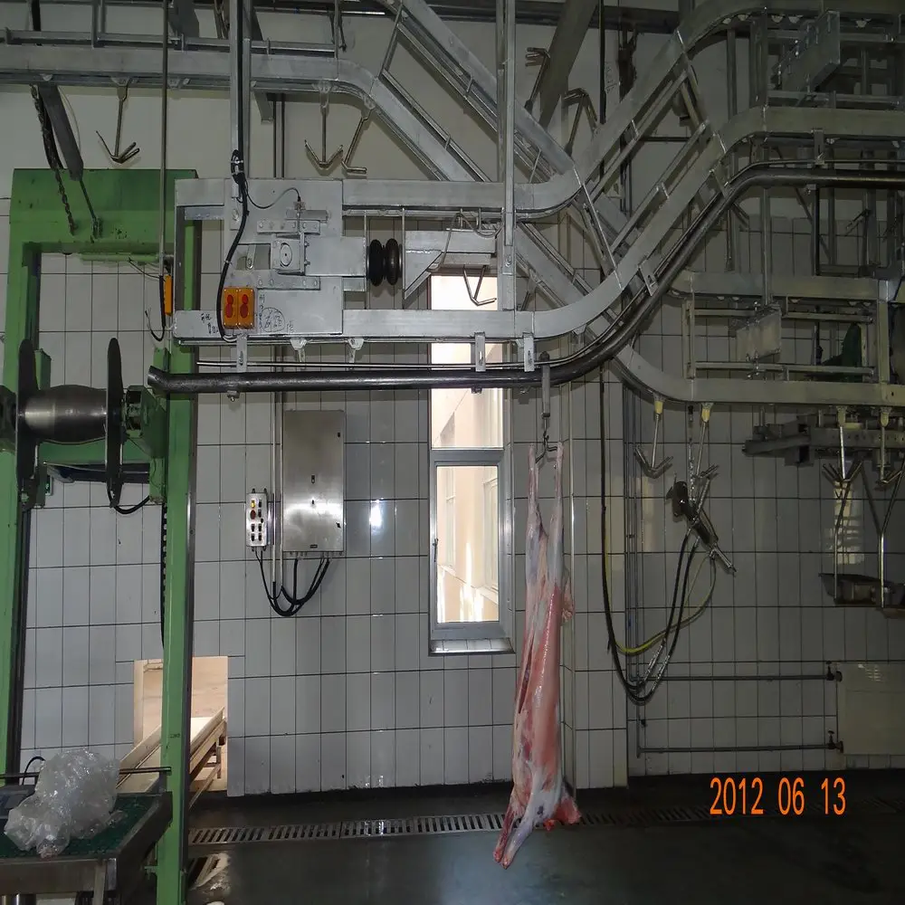 Sheep slaughtering equipment with conveyor line for mutton processing plant