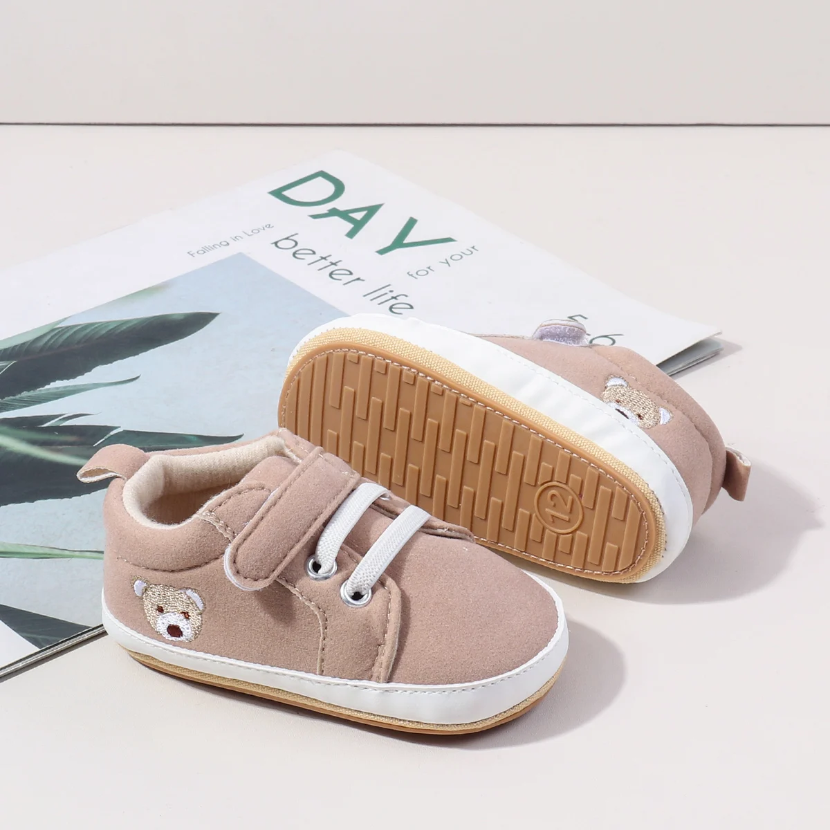 New Designs Hook&loop Design Anti-slip Soft Tpr Outsole Baby Boys Shoes Casual Sport Toddler Shoes manufacture