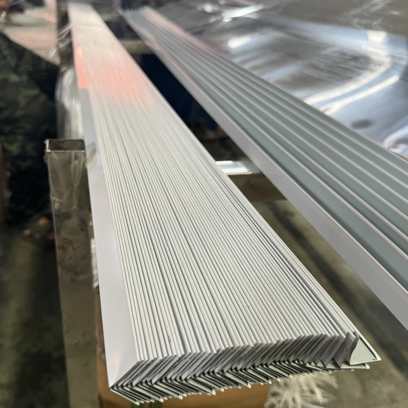 Pvc Gypsum Ceiling Board Accessories t Runner Main Tee and Cross Tee Wall Angle for Suspended Ceiling