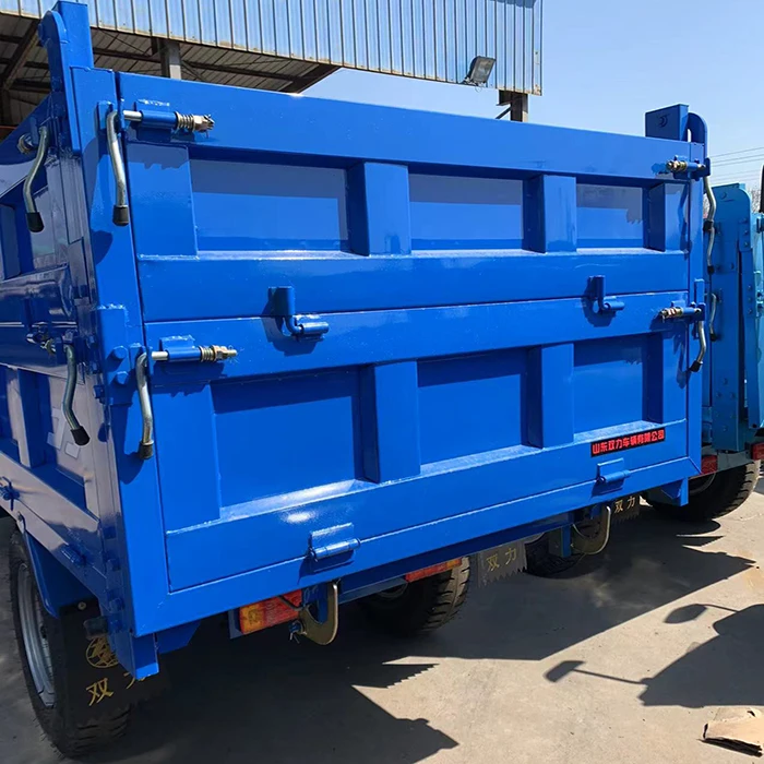 Popular Tricycles with Spare Tire Displacement Engine Three Wheel Motorcycle Tricycle Cargo Motorized Tricycle