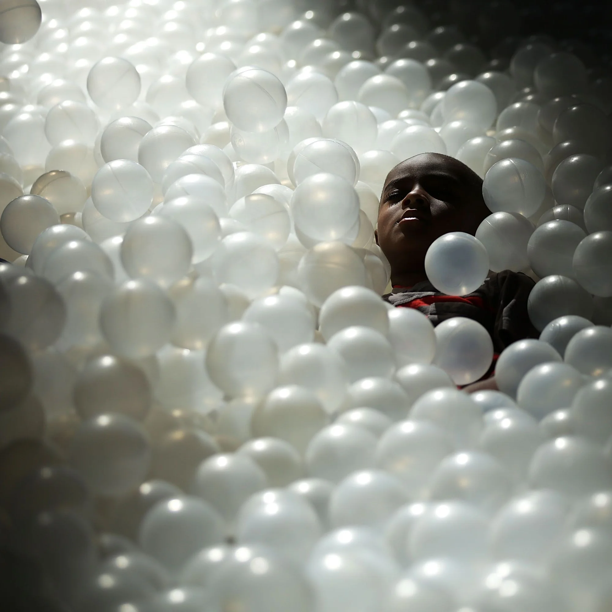 Пластиковые зубные щетки с мягкой Прозрачный мячиками