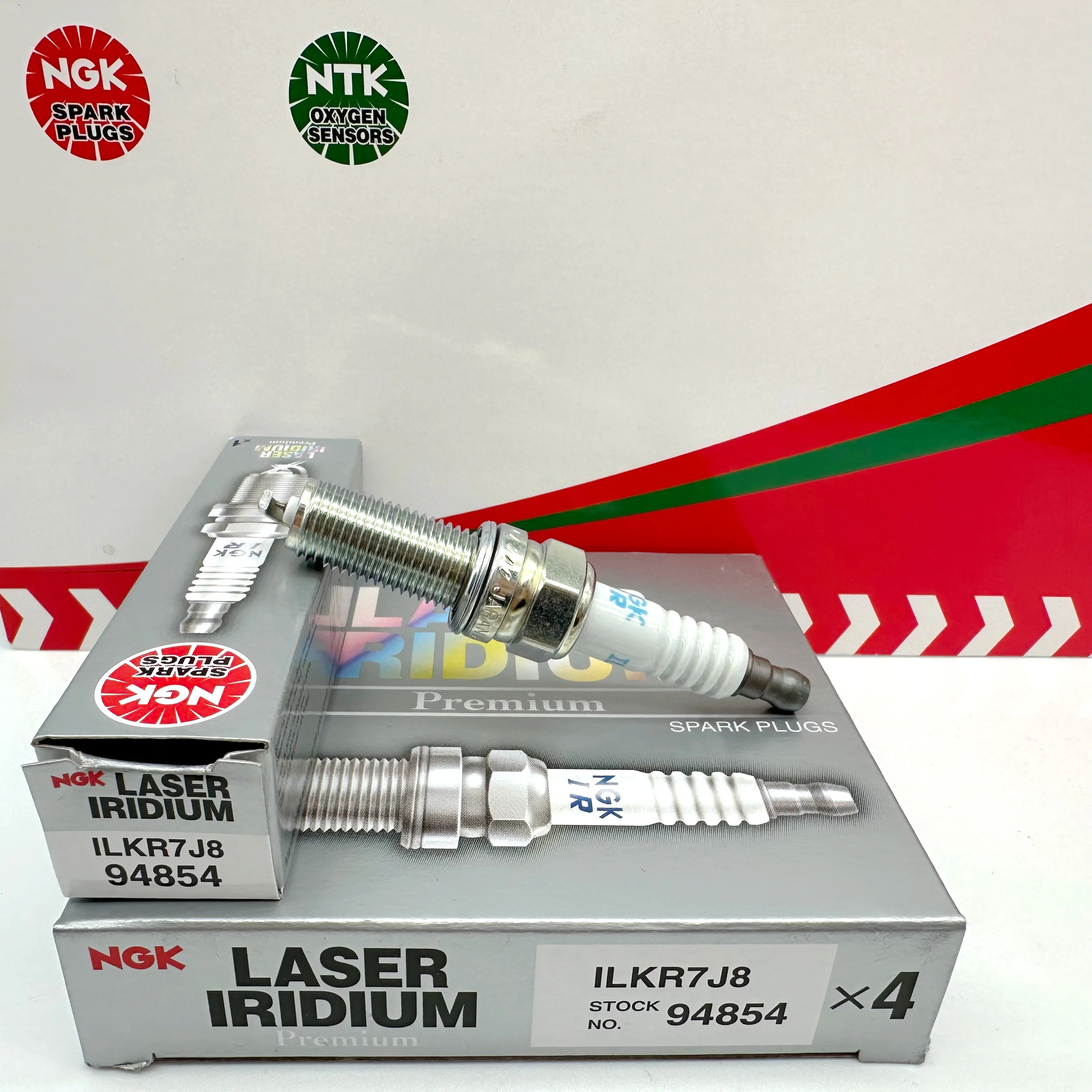 Original NGK ILKR7J8/94854 Spark Plug for AACHEN SCHNITZER X6 E71