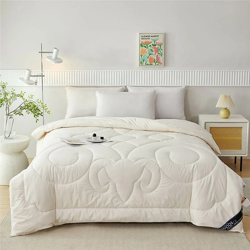 Custom Winter High Quality Odorless Warm Natural Animal Fiber Wool Quilt for Home