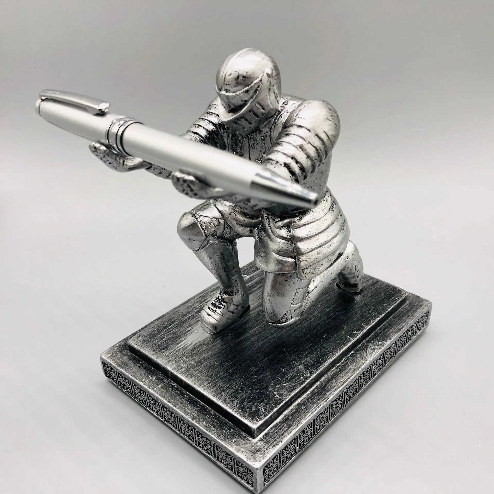 Soldier Knight Metal Pen Holder - Elegant Desk Organizer