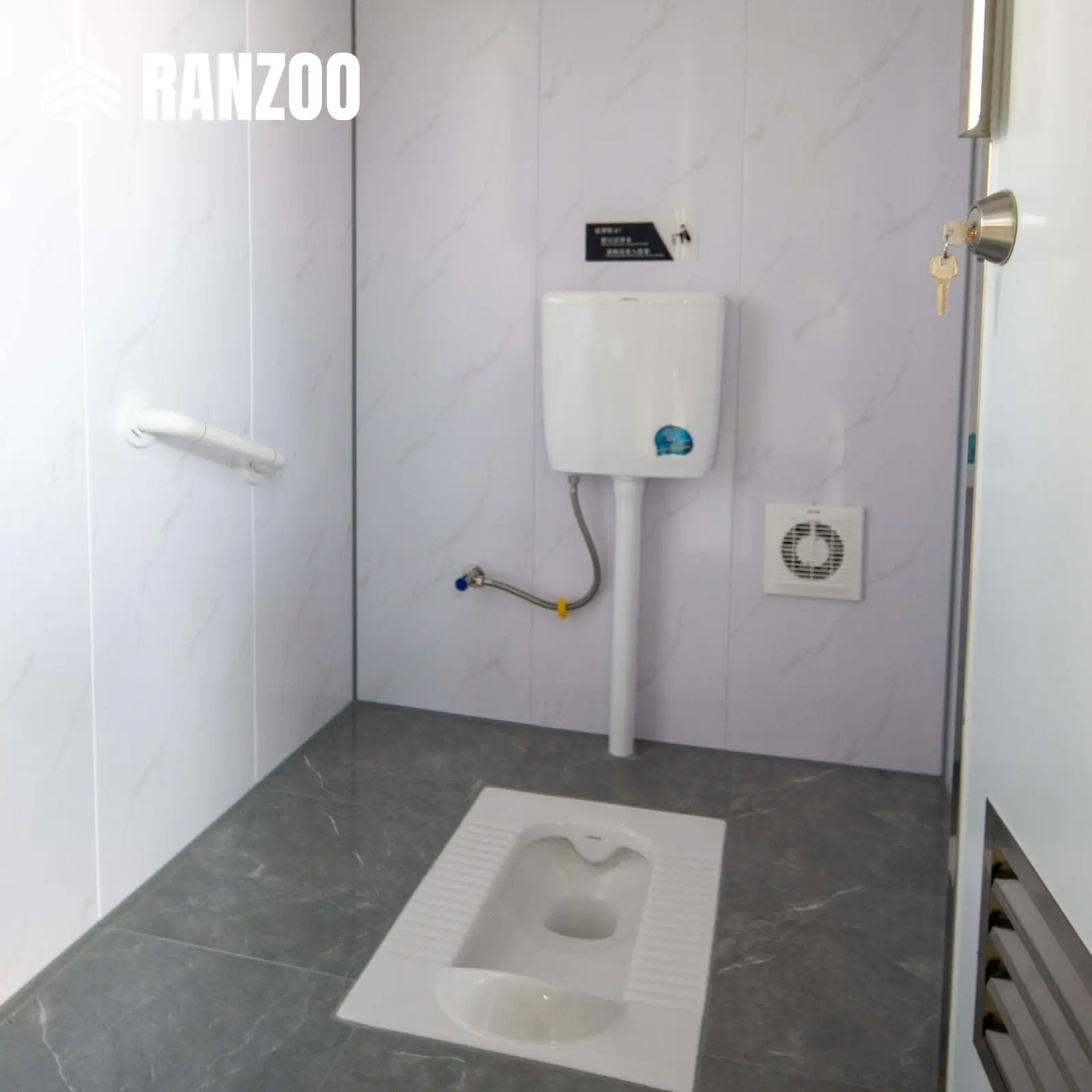 Modern Multi-Functional Portable Toilets for Outdoor Home Use Colorful for Bathroom for Middle East Arab Saudi Arabia United