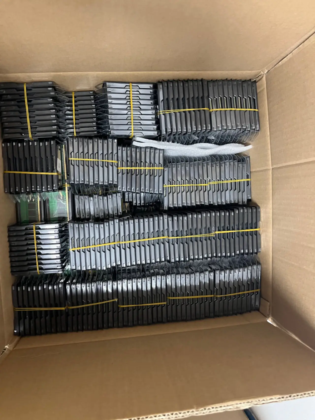 China Supplier All Compatible DDR4 16GB Laptop Memory ECC Memoria RAM 2666MHz Sodimm in Stock