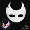 Maschera bianca con due corna