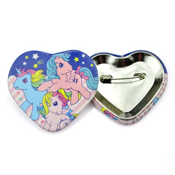 Artigifts Factory Wholesale Custom Your Own Logo Metal Tin Badge Pins Heart Shaped Tinplate Button Badge Buttons Pin Back