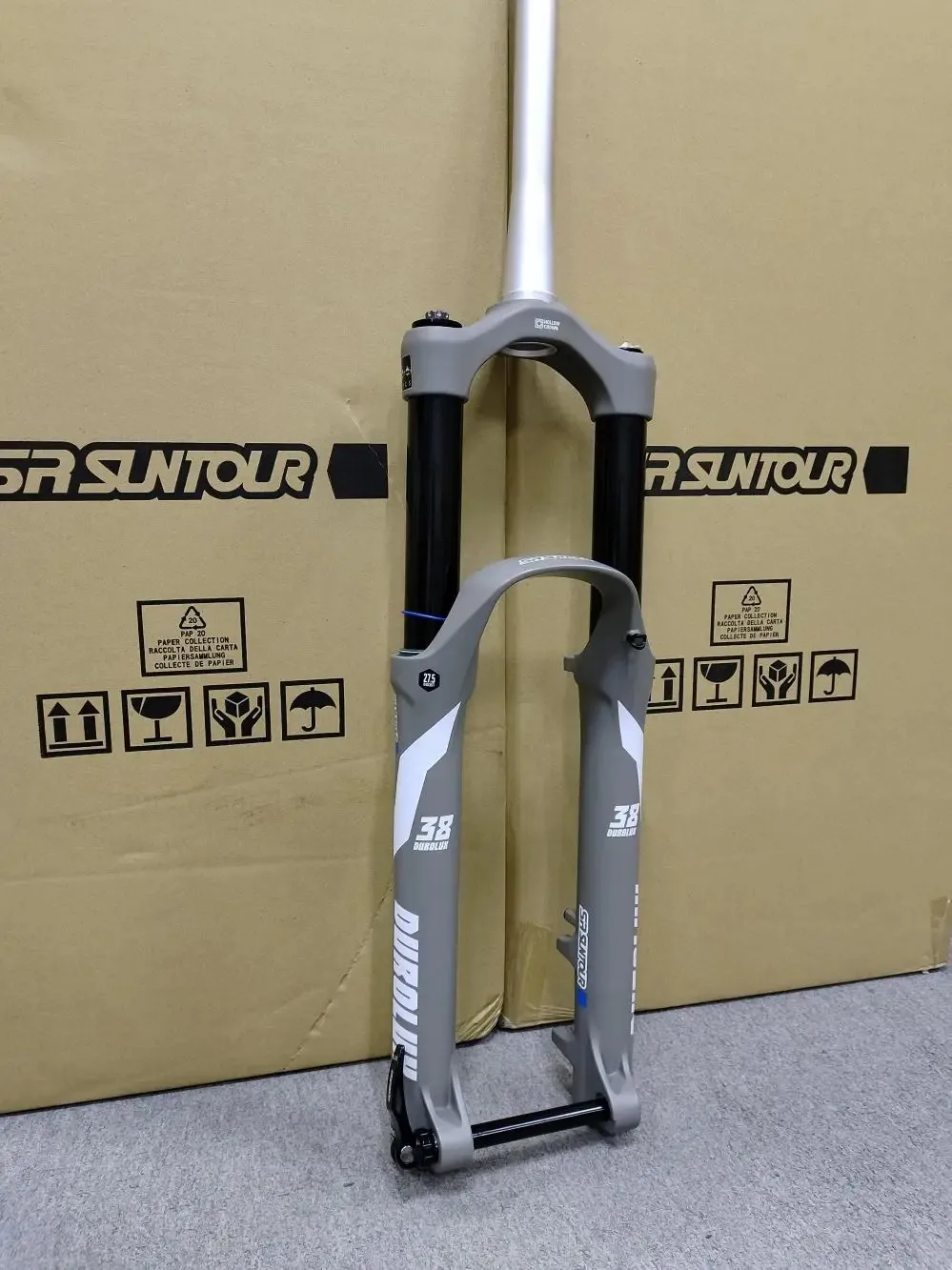 SUNTOUR DUROLUX Forks - Ultimate Mountain Bike Performance