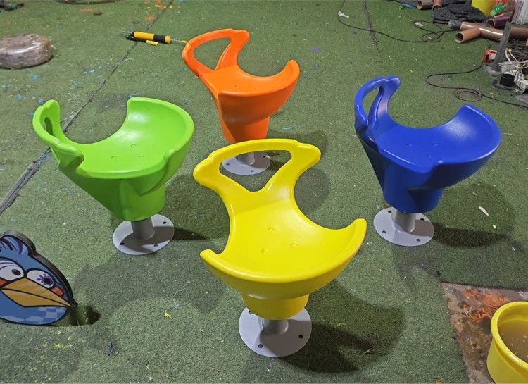 Children's Indoor and Outdoor Small Plastic Swivel Chair Outdoor Playground Equipment Children's Playground Accessories Toys