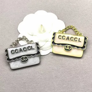 LDesigner Brand Brooches, New Style, Simple and Elegant Coat Accessories, Men's and Women's Shirt and Suit Accessories