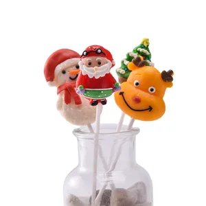 Customized 12g Christmas Tree Shaped Hard Candy Creative Snowman Elk Lollipops Fruity Flavor 48 Snacks Wholesale Bag Included
