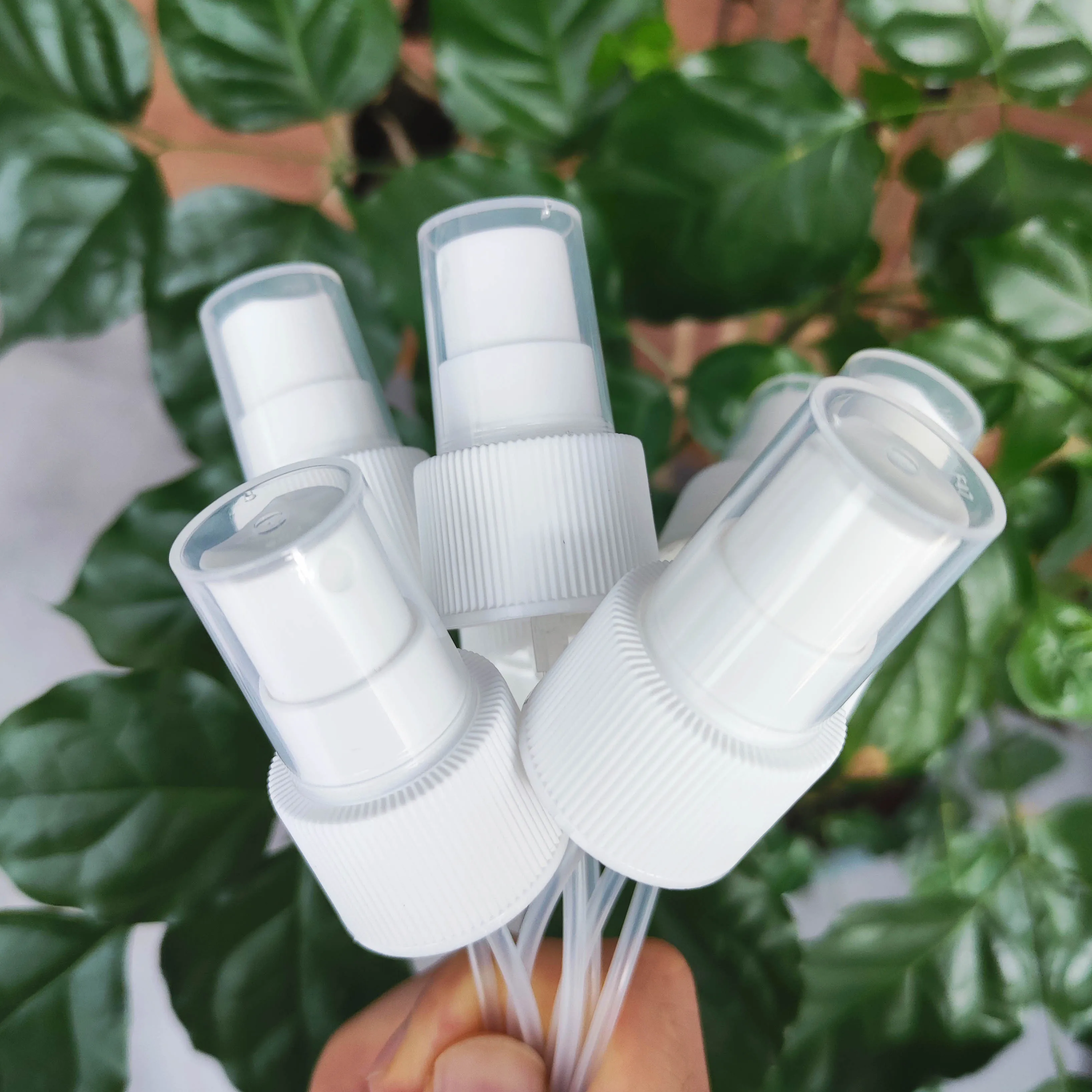 Fine Mist Spray Cap Essential Oil Liquids Spray Bottle Tops Plastic Spray Nozzle Replacement Pump Top for  Perfume Pump Head