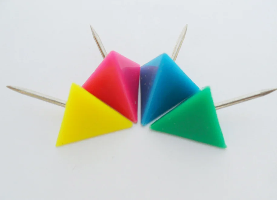 Assorted Color Plastic Triangle Head Map Push Pins 30pcs  with High Quality