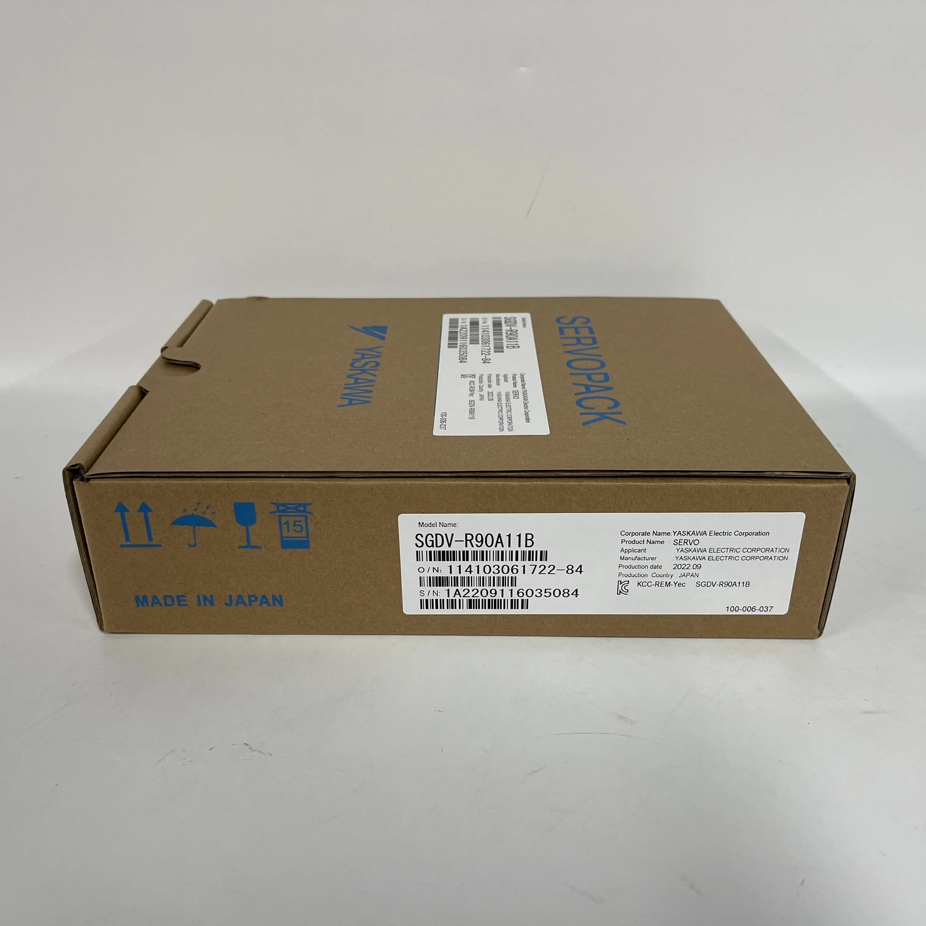 Yaskawa AC Servo Amplifier Servopack SGDV-R90A11B