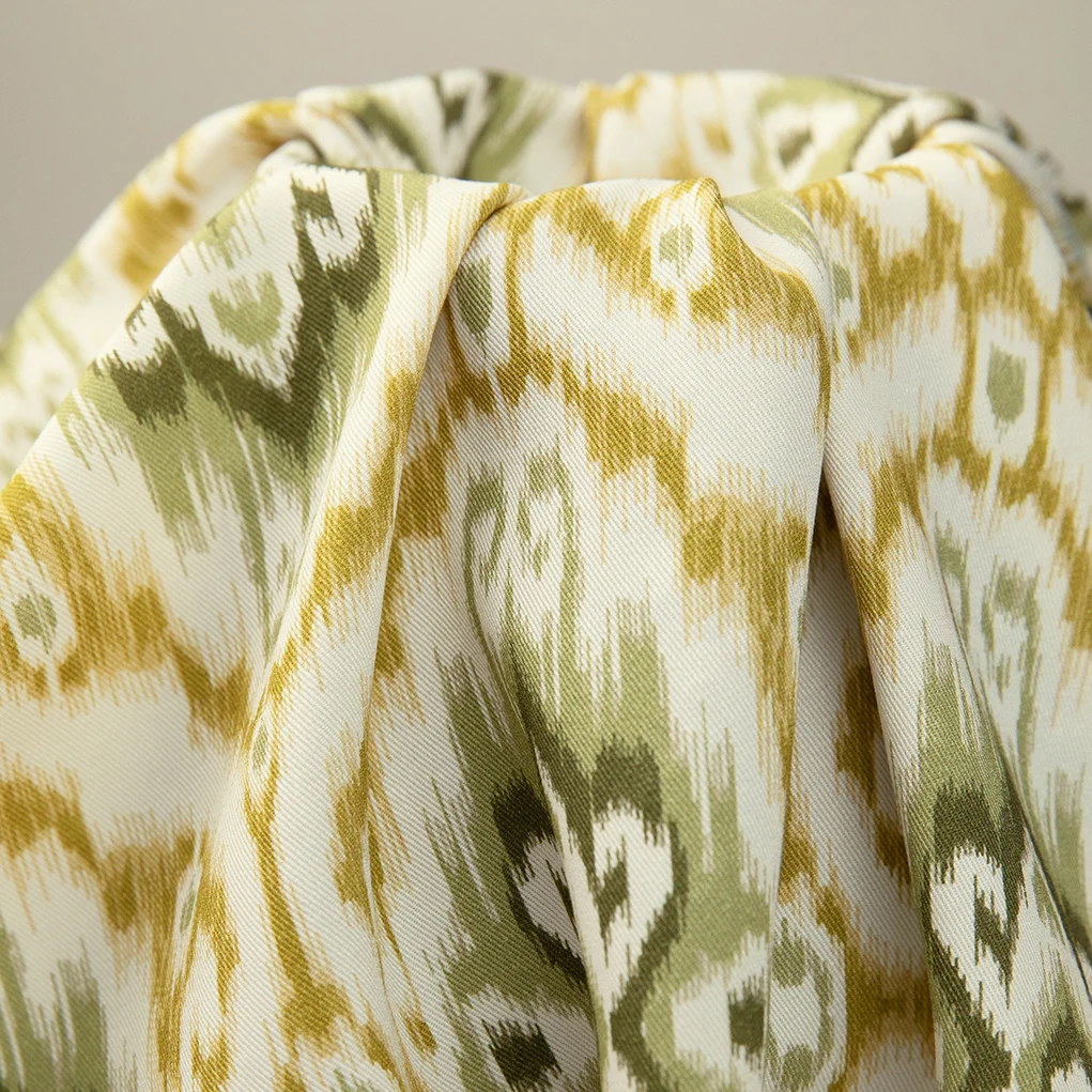 Этнические узоры 160gsm, средний вес, 100% вискоза, ткань из вискозы с принтом для одежды