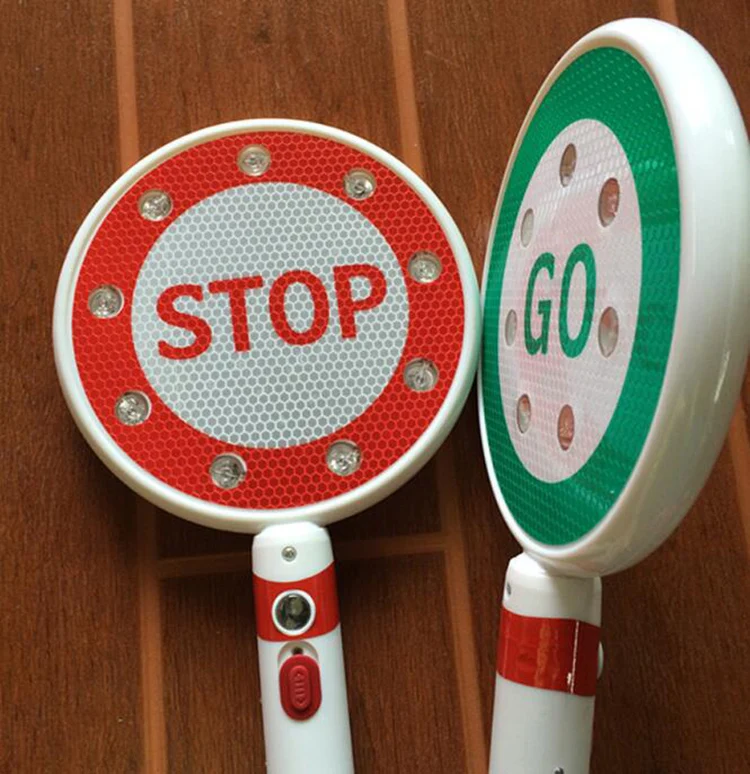 DOITOOL 2Pcs Classroom Stop Signs With Handle, Plastic Teacher Stop