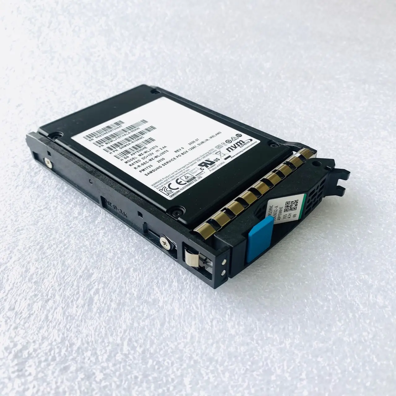 HDS VSP E790 15.6TB MZWLJ15T SSD - Reliable Storage Solution