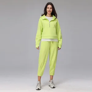 Custom Women Half Zipper Sweatshirts Winter Fleece Tracksuit 2 Piece Women Hoodies Set Oversized Jogger Sweatsuits Set Women