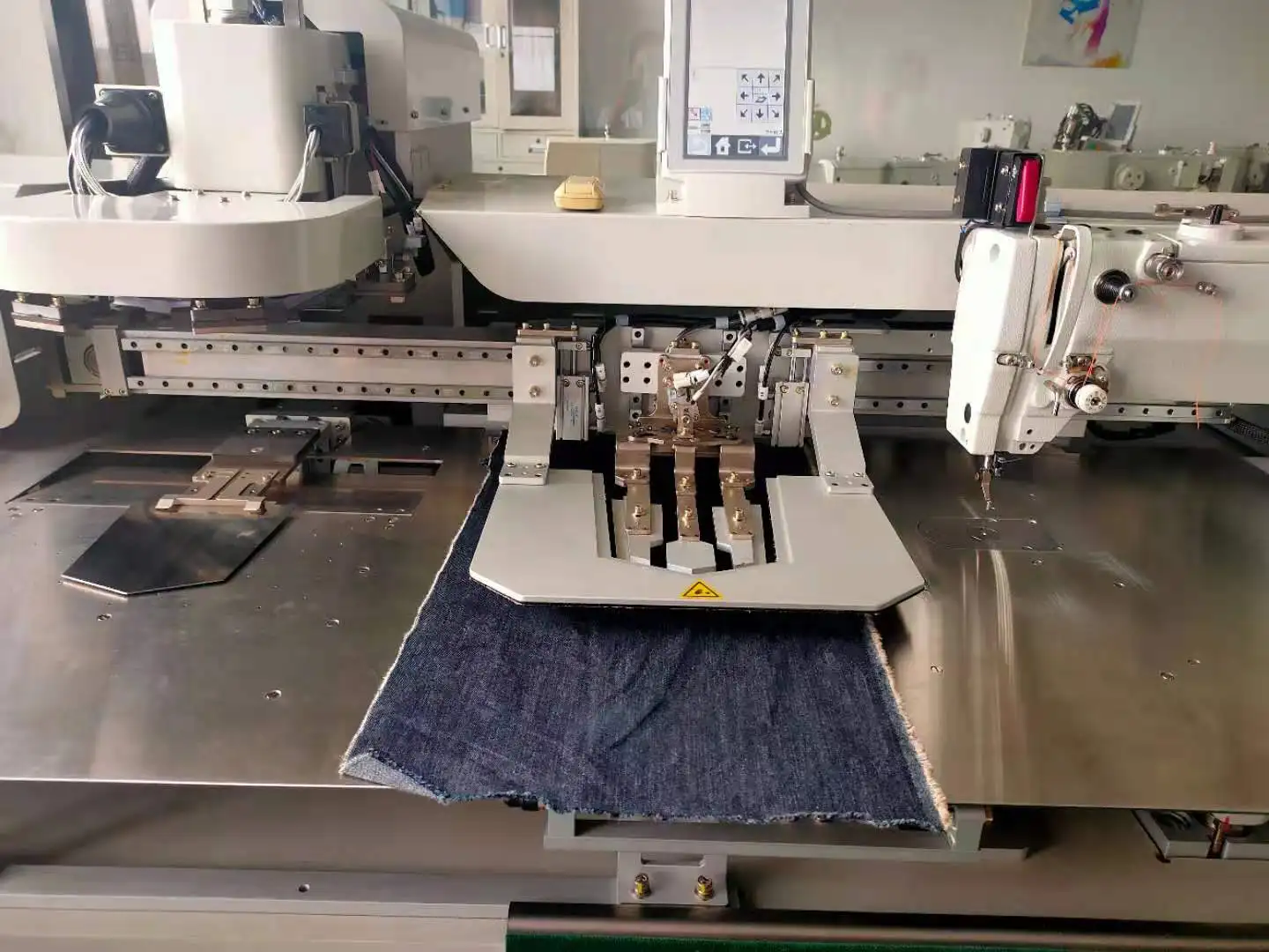 ッターアイ Qs120mtb自動ポケットセッターアイアンフリージーンズポケット取り付け補強パッチジュキ工業用ミシン Buy Juki