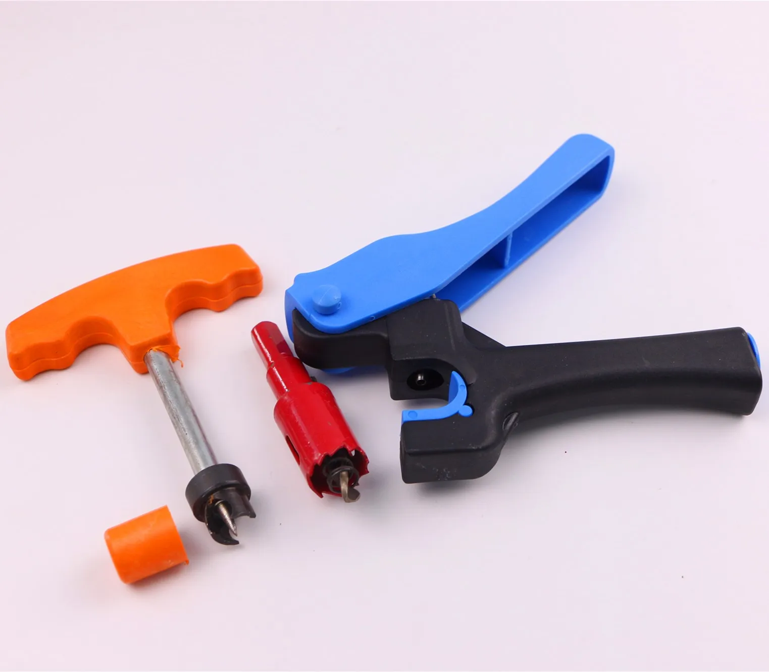 Easy to Operate Hole Puncher for Drip Tape Spray Hose LDPE Layfiat Pipe Tool Hole Punch