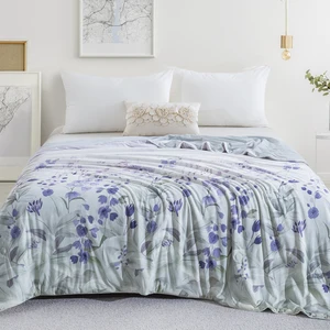 Luxury Summer Quilt for Babies Lightweight Knitted and Washable Made of Polyester Silk Bamboo Cotton