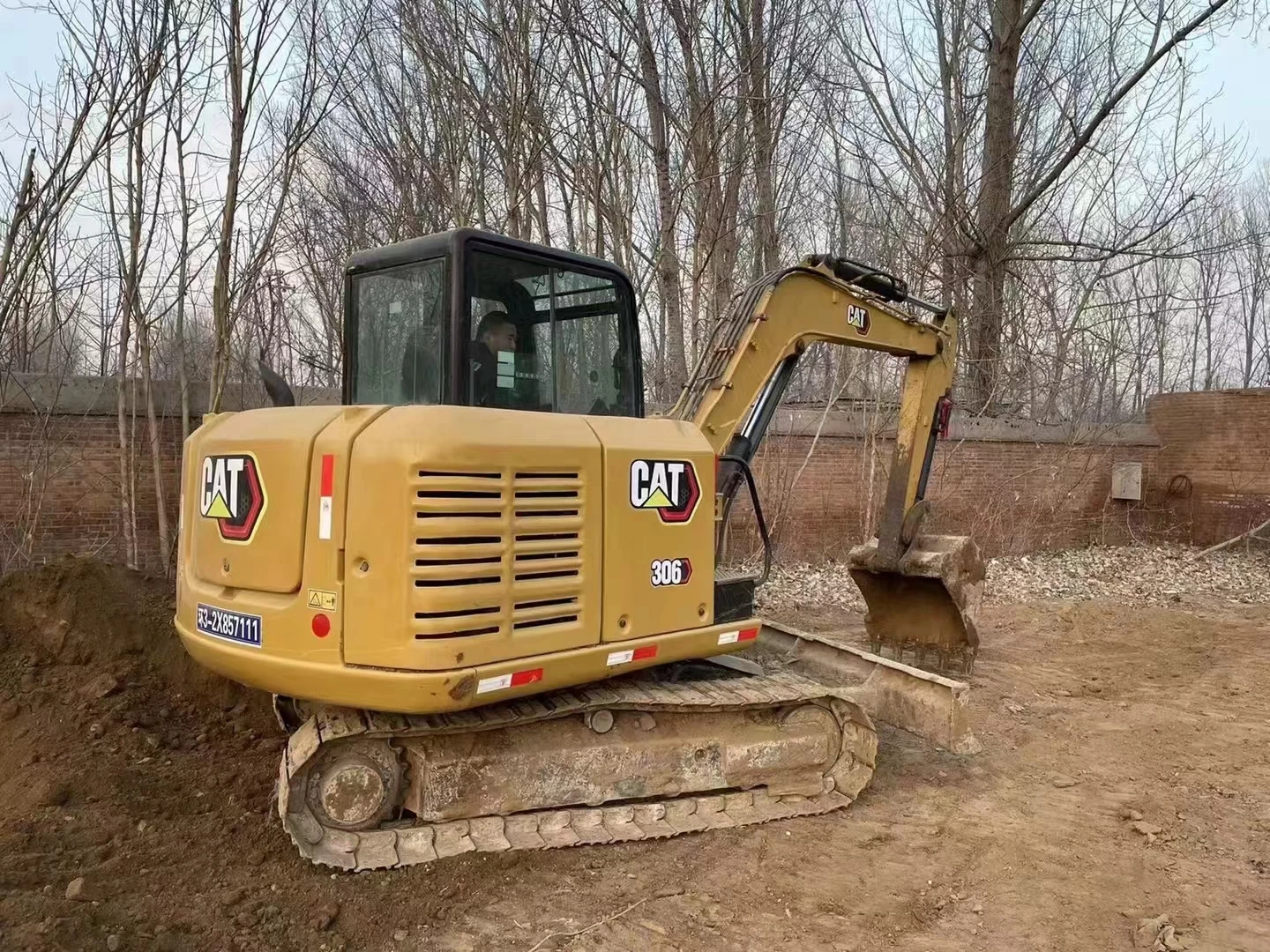 Used Caterpillar Cat 305.5 Mini Excavator Tracked 6ton Secondhand ...