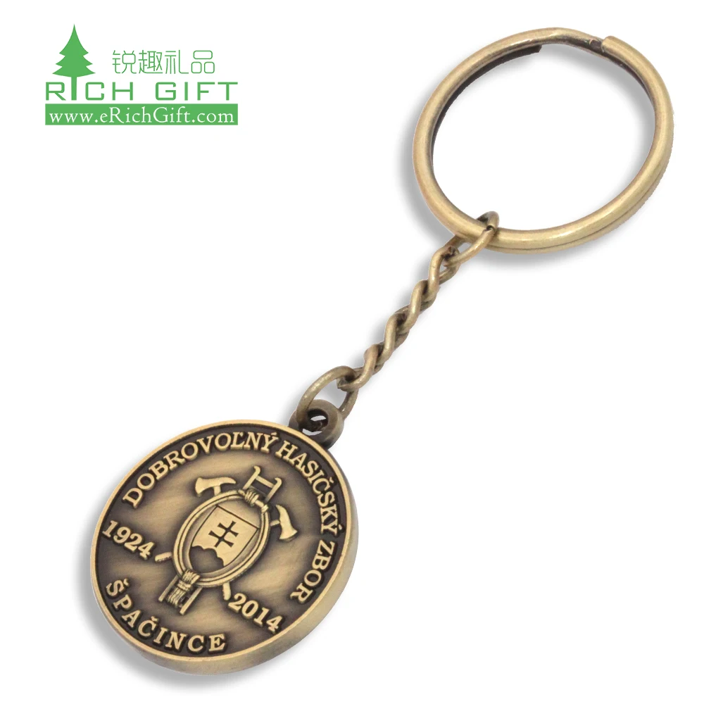 High Quality Custom Metal Charm Keyring Promotional Embossed logo Without Color Ice Skate Keychain