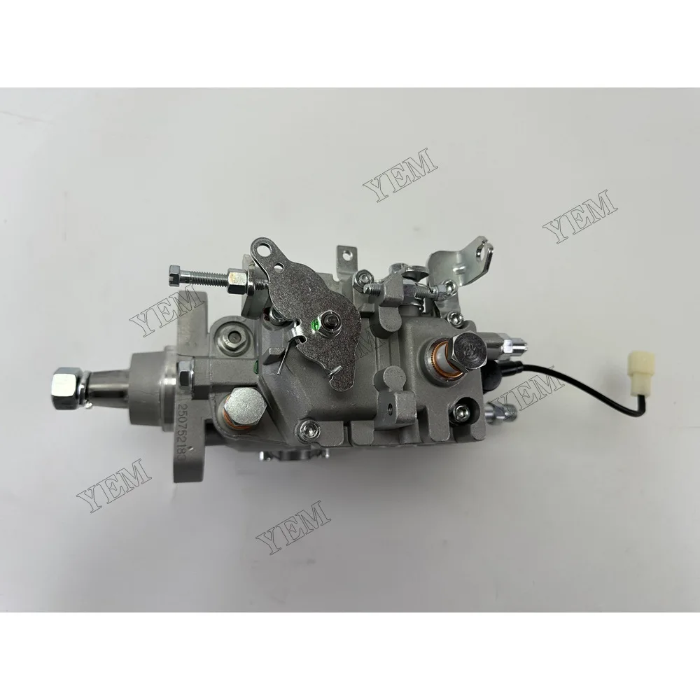 Fuel Injection Pump 129691-51950 104642-7301 for Yanmar 4TNE92 High Quality Engine Parts