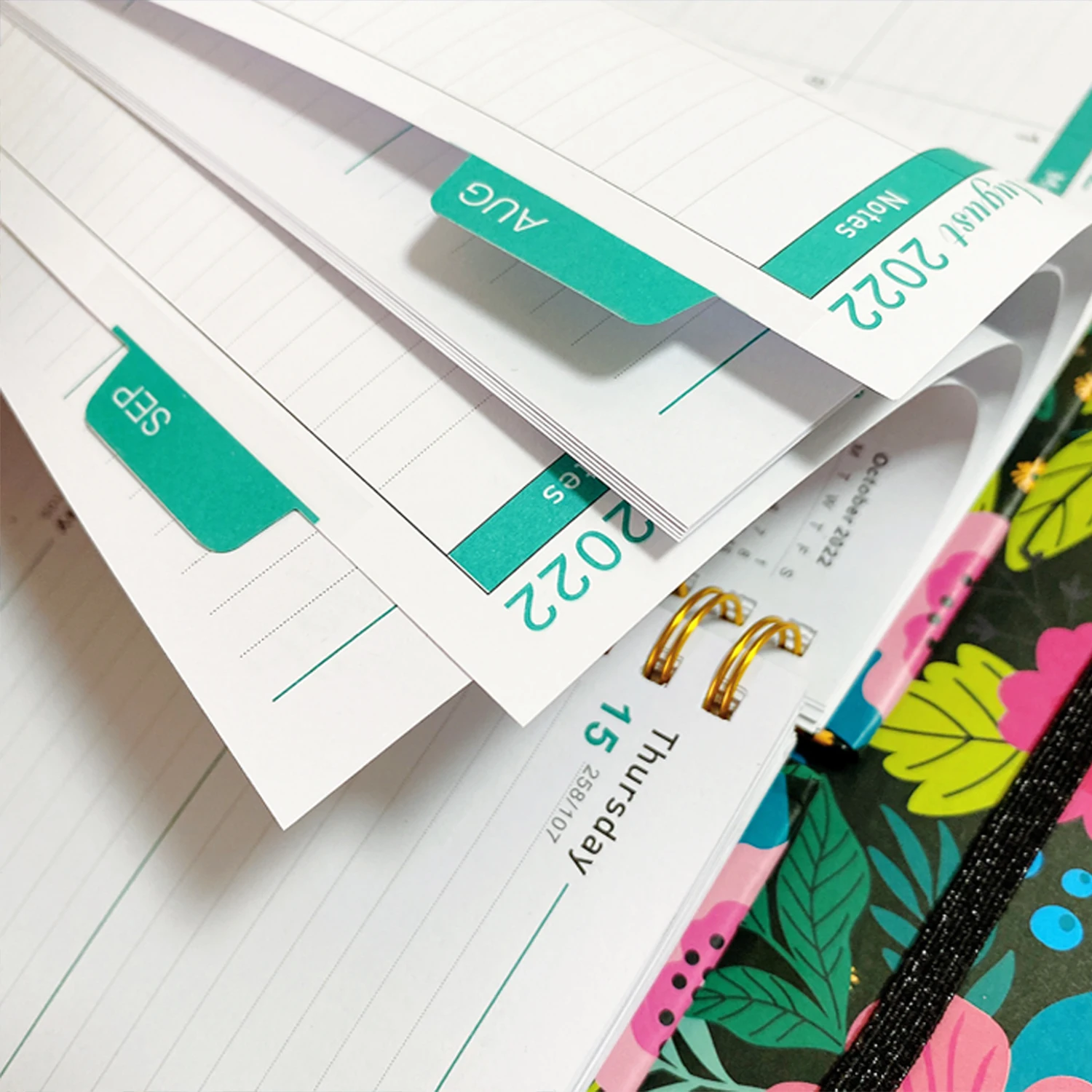 2025 2024 Customizable Logo Hardcover Diary A4 A5 Binders Budget