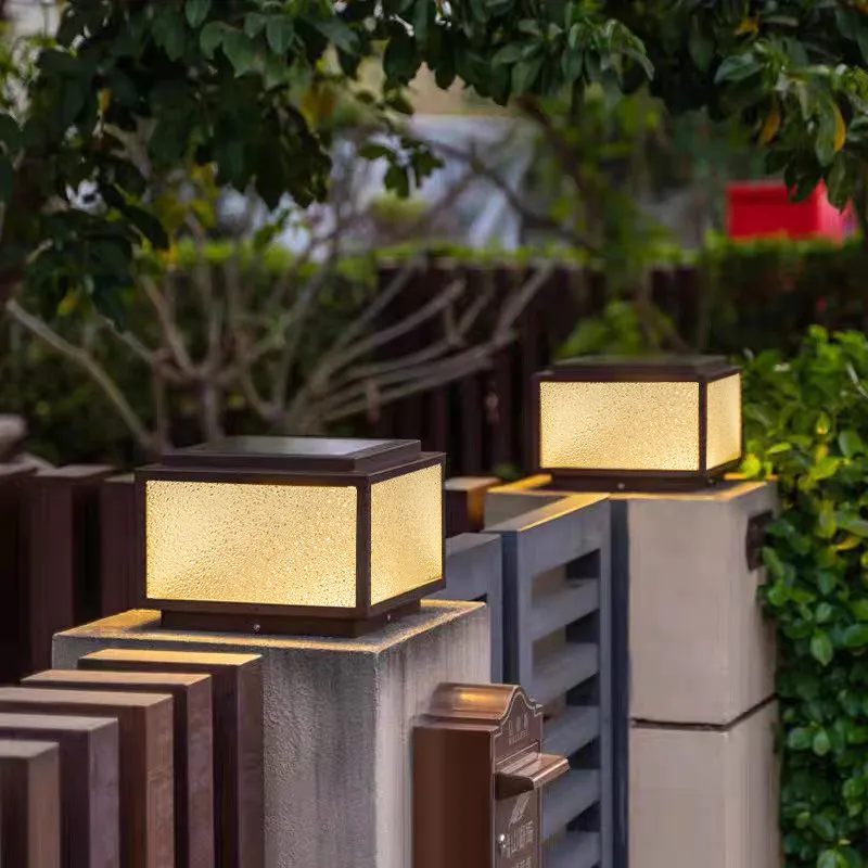 Outdoor IP65 Waterproof Solar Powered Modern Pillar Light for Courtyard Villa Garden Gate & Fence Landscape Lighting