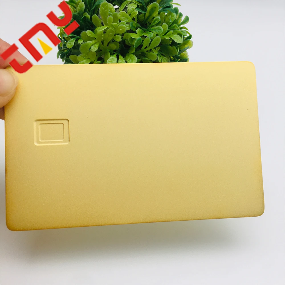 Индивидуальные высококачественные полированные заполненные 24 карата Золотые Зеркальные металлические кредитные карты для лазерной гравировки