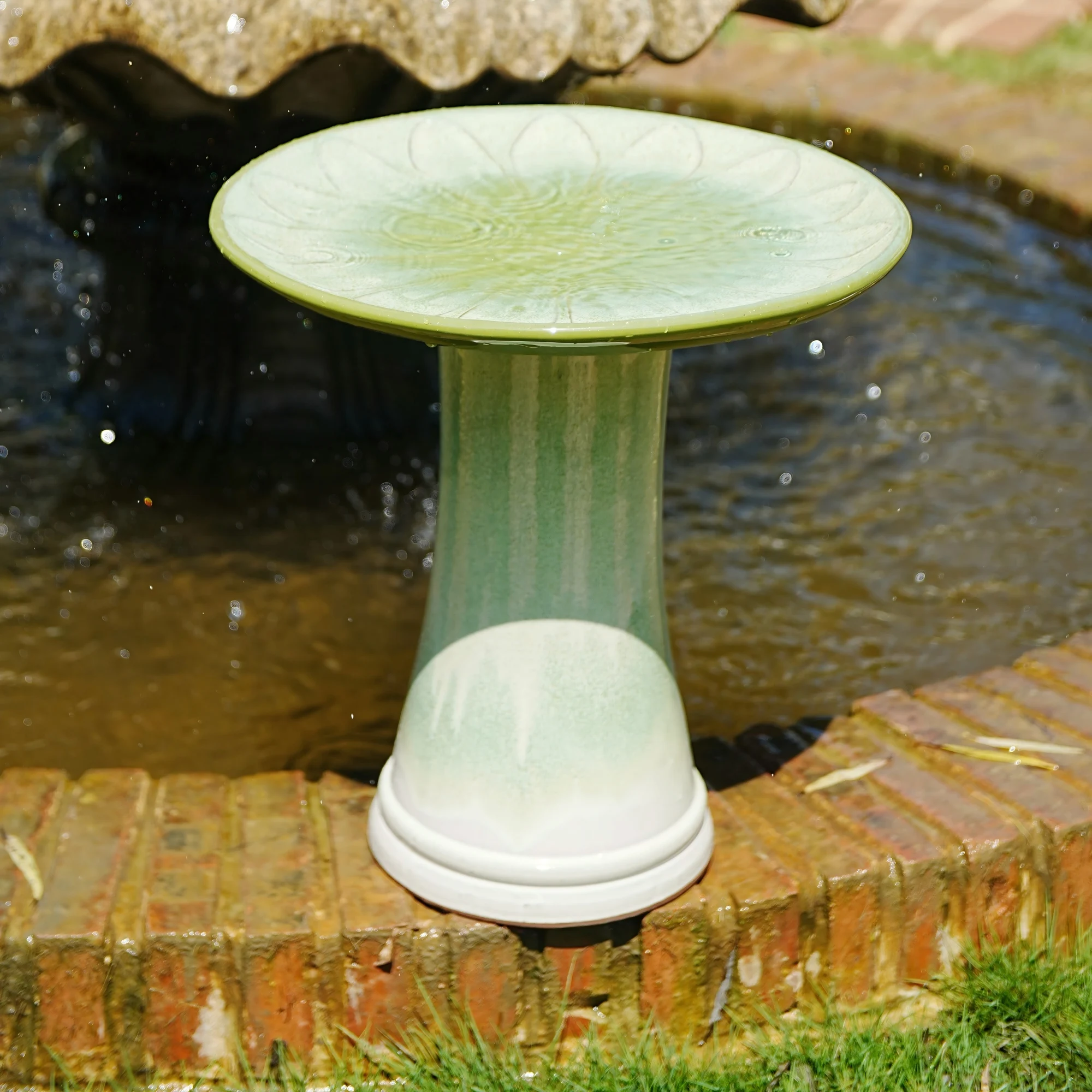 Handmade 16.93-Inch Diameter 18.11-Inch Height Green Gradient Glaze Ceramic Bird Bath for Outdoor Garden Birds Backyard Birding - Image 2