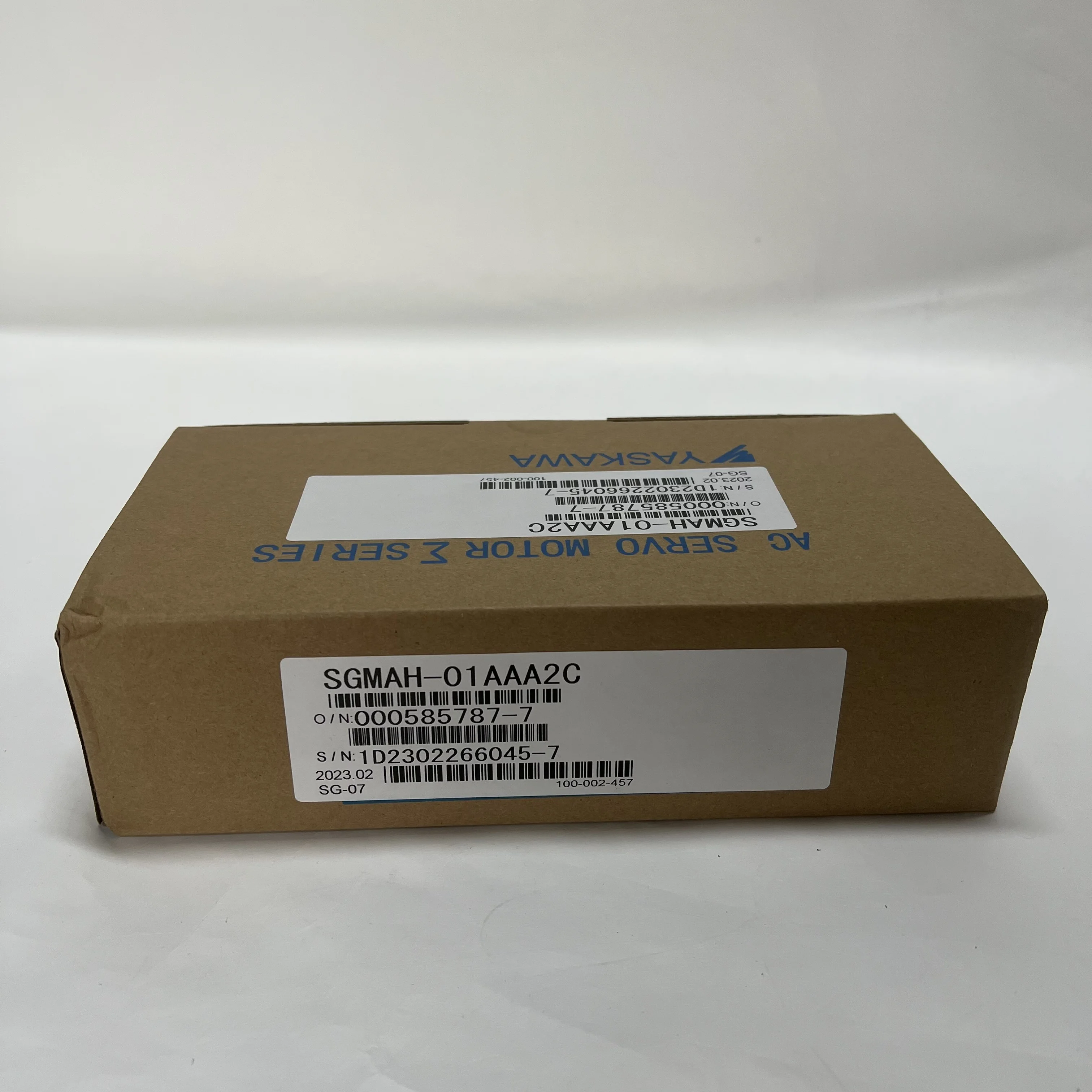 Yaskawa AC Servo Motor SGMAH-01AAA2C Yaskawa AC Servo Motor SGMAH-01AAA2C