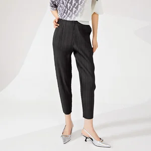 2025 Latest Women's Pleated Harem Pants Sustainable Ankle-Length Casual Style Loose Wholesale Fashion Pants