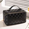 Pillowcase (black checkered)