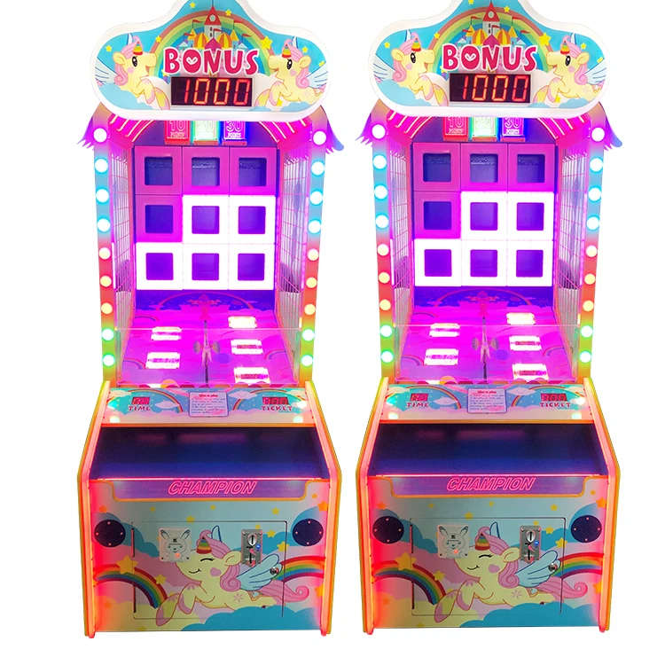 Threeplus Throwing Ball Pixel Game Machine with Horse Racing