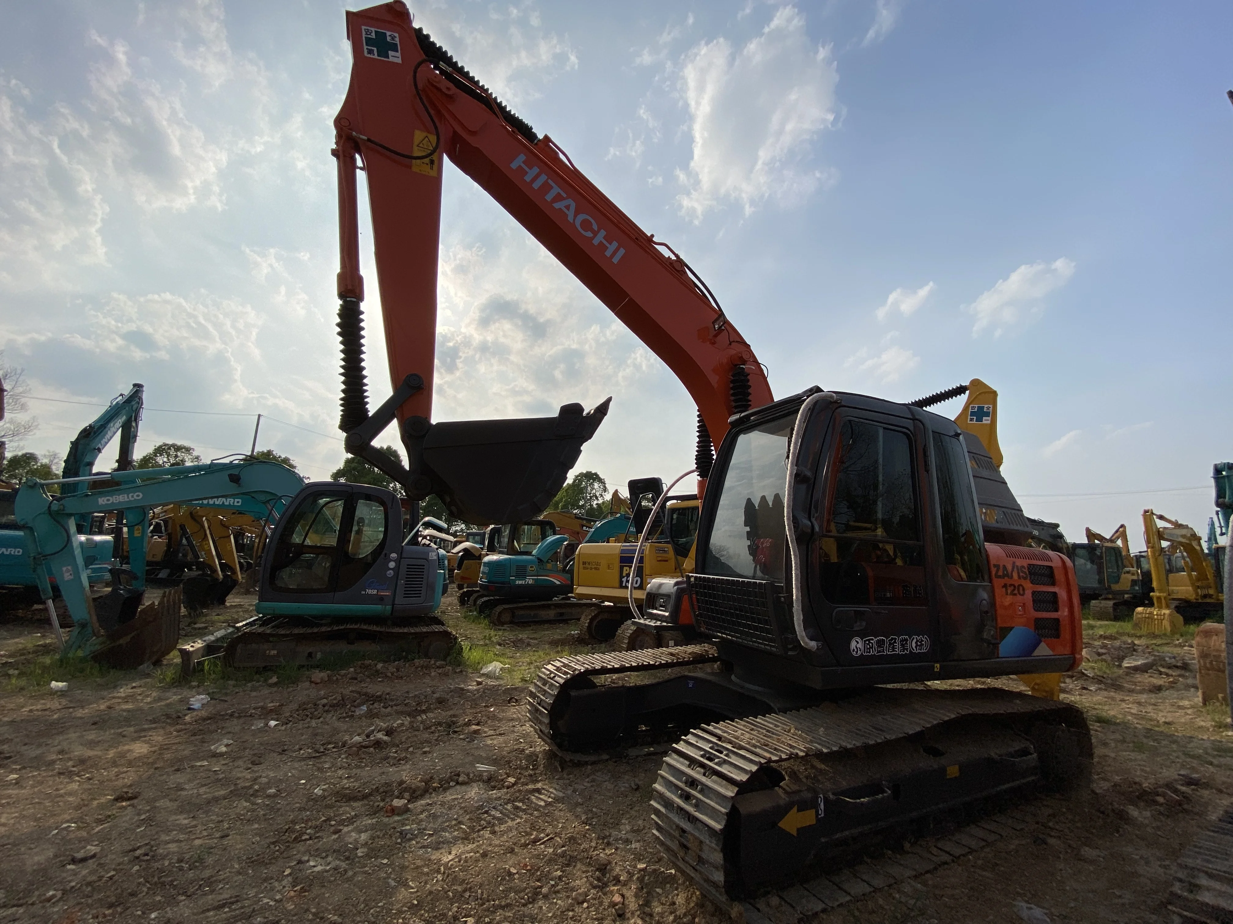 Inexpensive Original parts Used Hitachi ZX120-6 Crawler