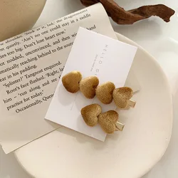 Оптовая продажа модные аксессуары для волос набор металлических заколок с бархатными сердечками украшения