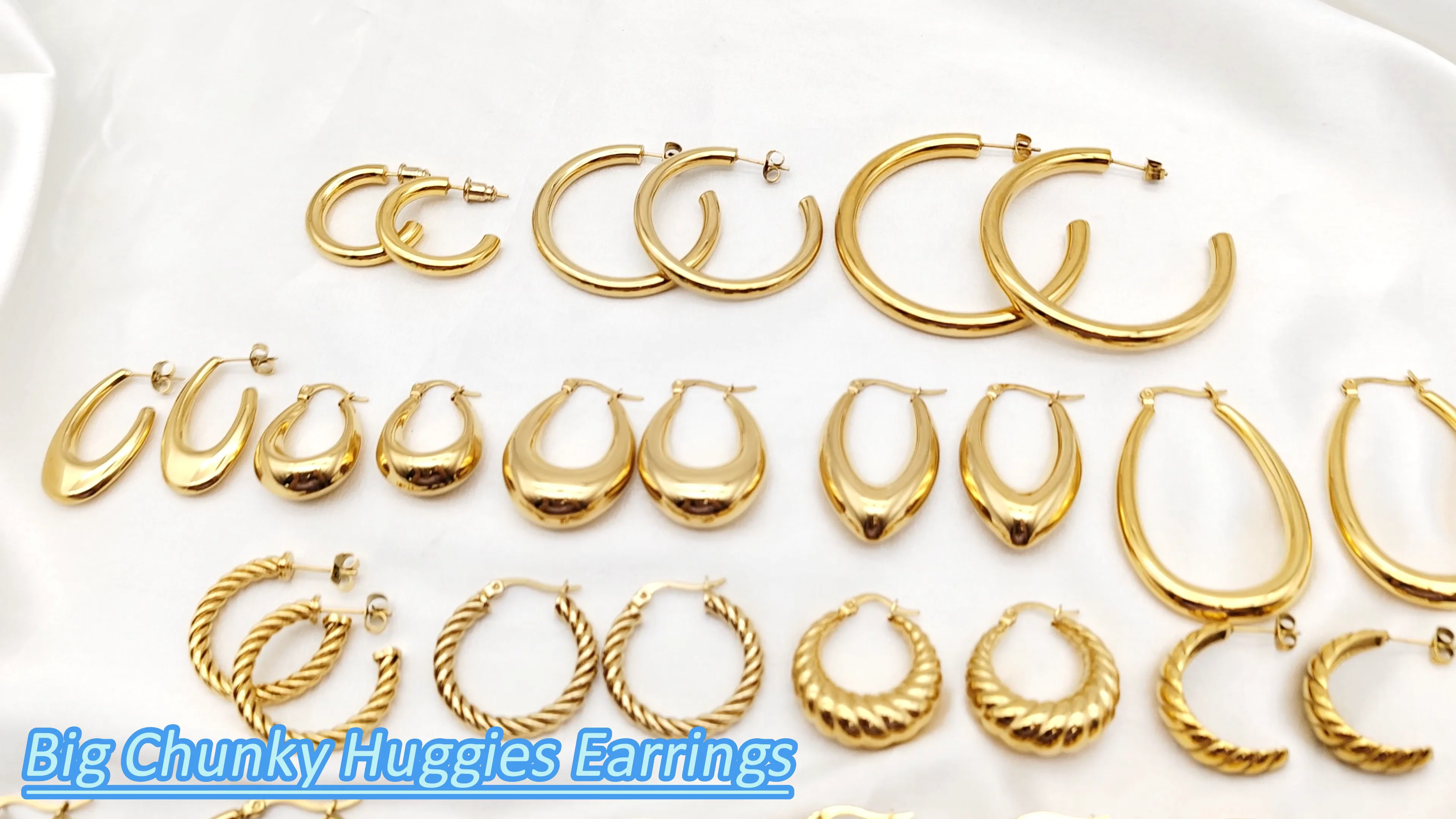 CLASSYZINT Big Chunky Hoop Earrings - 18K Gold Plated, Stainless Steel, Hollow Lightweight (40mm, 30mm, 20mm)