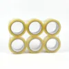 6 rollos planos empaquetados en un sello de plástico.