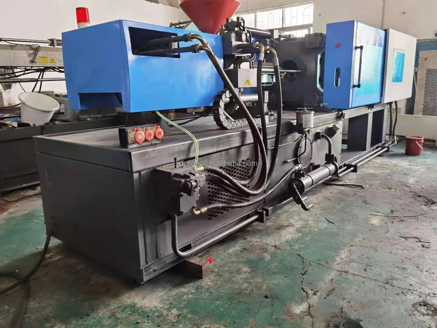 Used Plastic Injection Molding Machine Haitian 90ton Secondhand