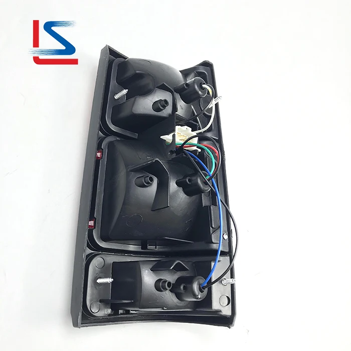Luz Trasera para ISUZU PICK-UP KB26 KB20 / 42 1989-1995, Lámpara