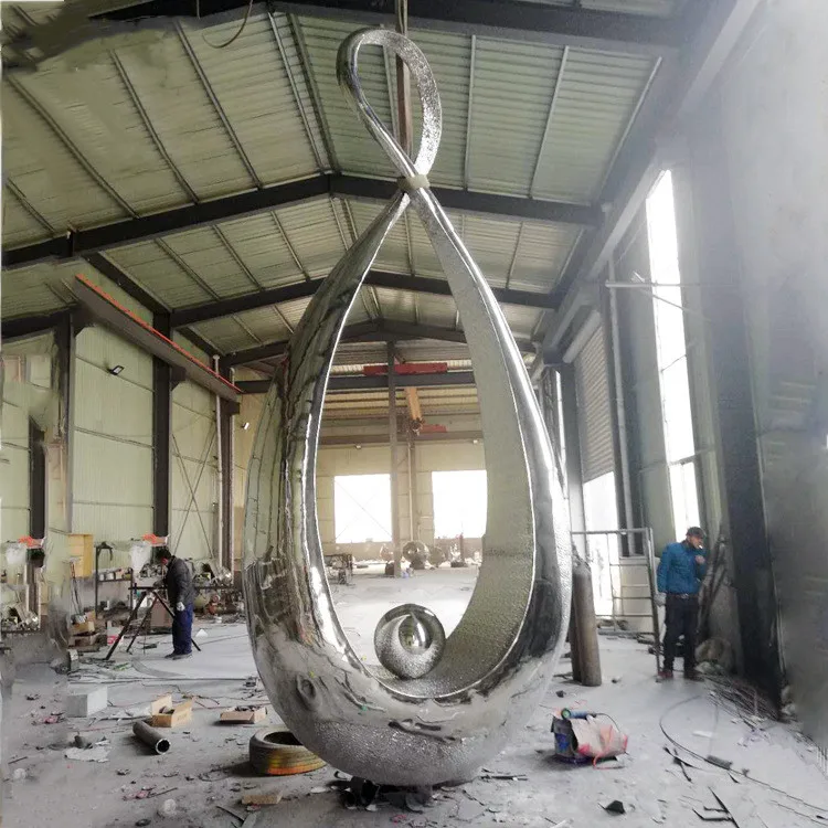 批发不锈钢雕塑彩带金属工艺品广场景观镜画商业街公园装饰