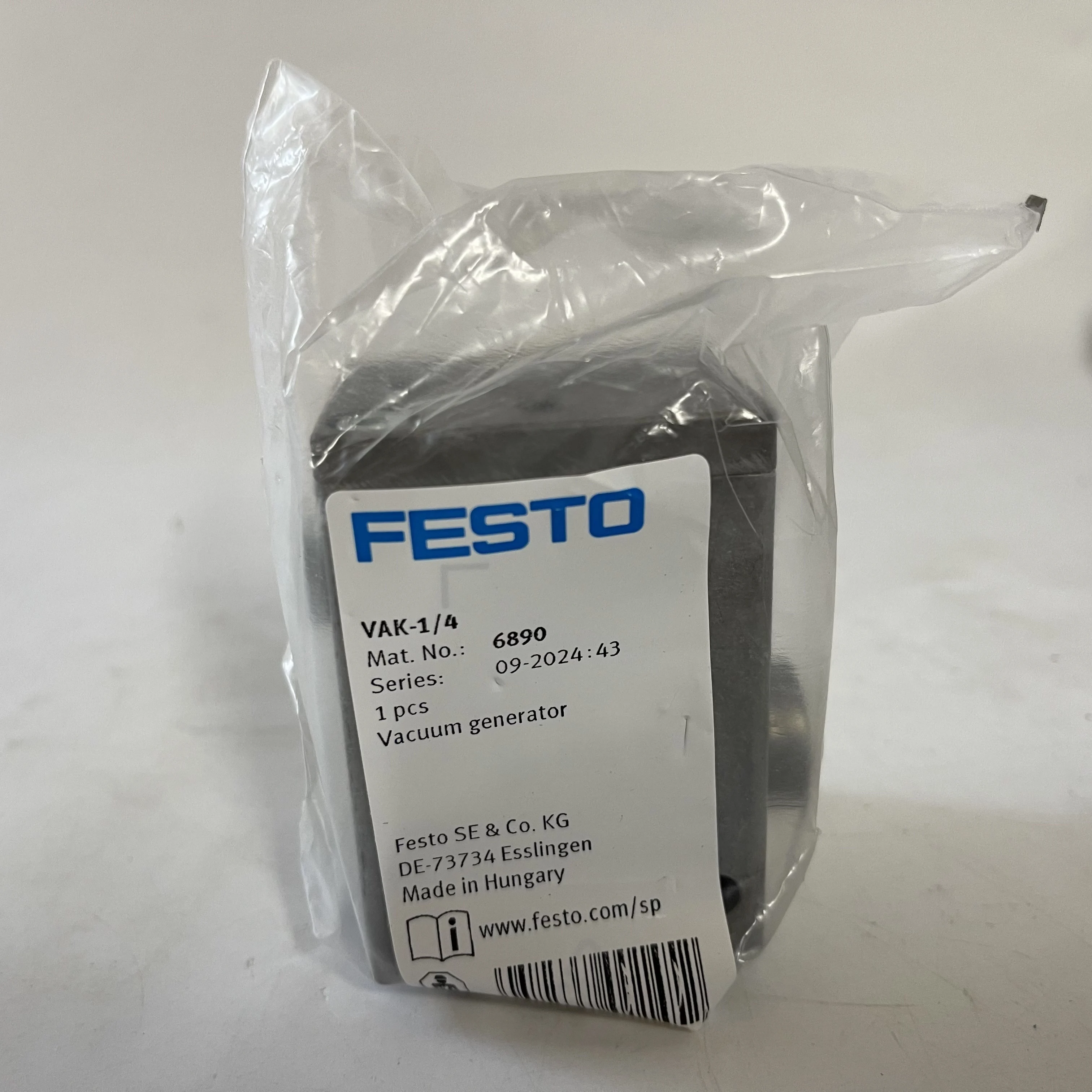 FESTO Vacuum Generator VAK-1/4 6890 FESTO Vacuum Generator VAK-1/4 6890
