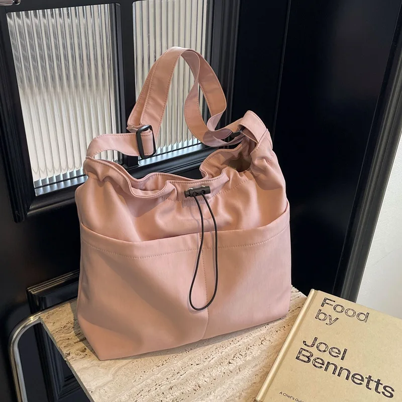 Ins Simple Fashion Solid Color Nylon Bucket Bag Polyester Chains Portable Outdoor Casual Crossbody Drawstring Design Single