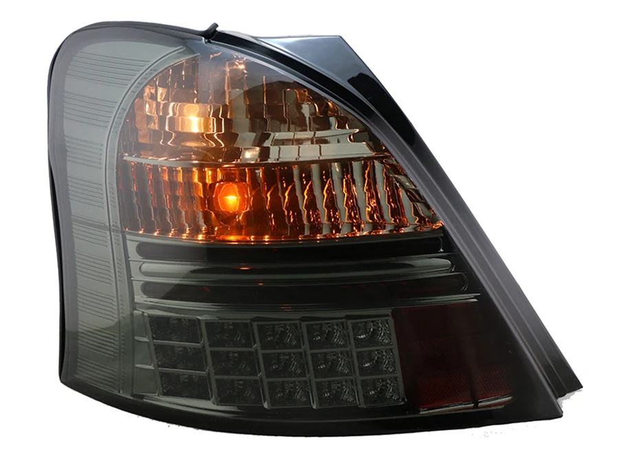 トヨタ ヤリス 左右テールライト 送料込み！ AUTOMAX izumi テールランプフィルム (ヤリス リフレクター部