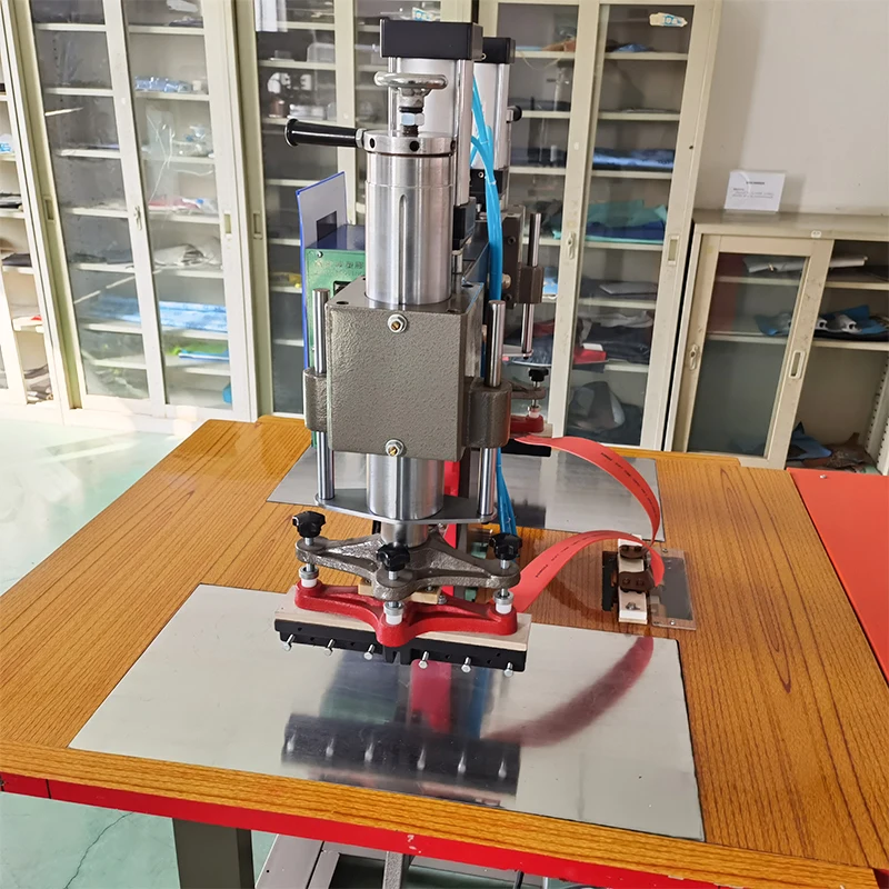Semi Automatic High Frequency PVC Urinal Blood Bag Welding Making Machine With Solide Table