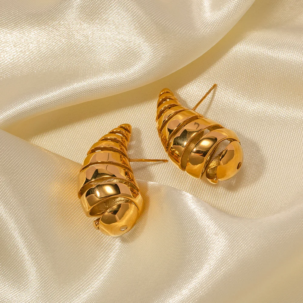 Plated Water Drop Hollow Screw Thread Stud Earrings Gold