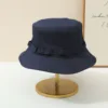 Azzurro di blu marino